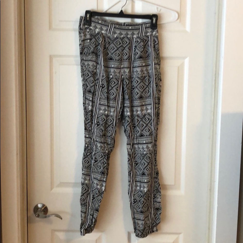 Elastic cotton pants with pockets!